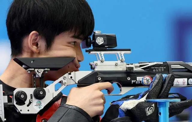 在那次比赛, 盛李豪全满 在那次比赛, 盛李豪全满